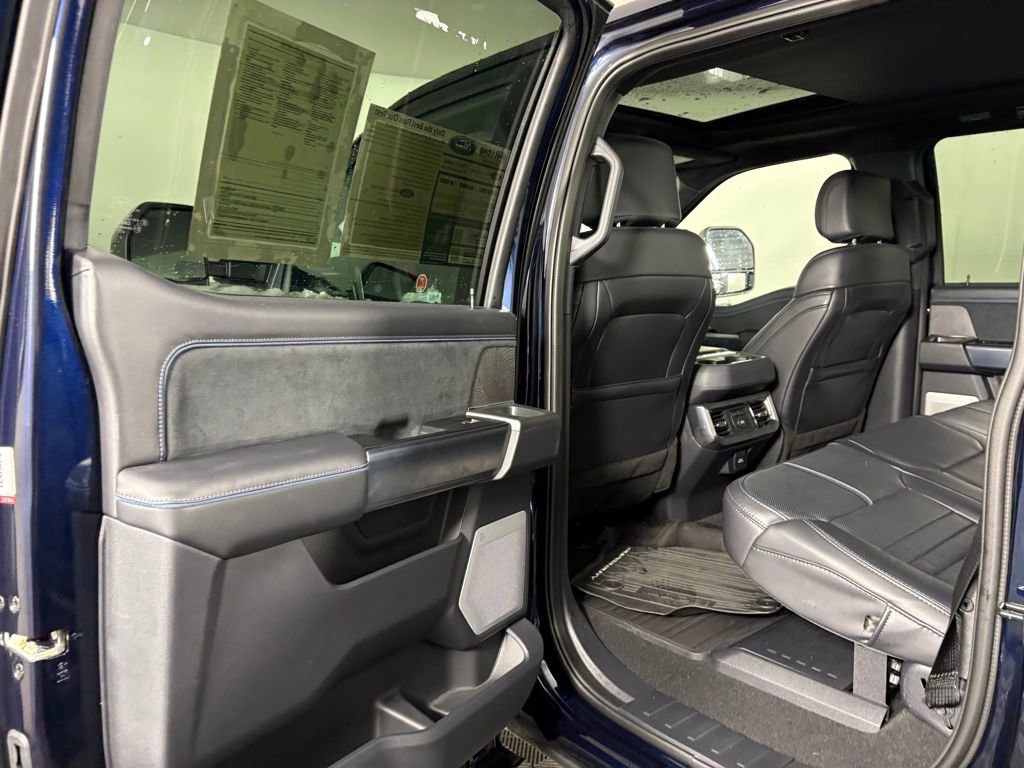 Certified 2025 Ford F350 Platinum image 29