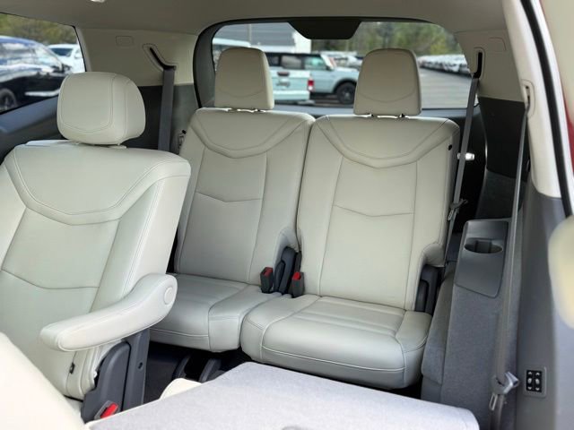 Used 2023 Cadillac XT6 Premium Luxury FWD image 24