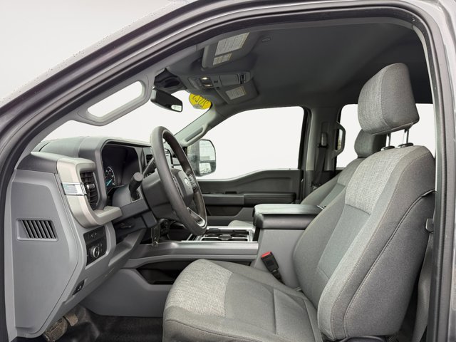 Certified 2023 Ford F250 XLT w/ Snow Plow Prep Package image 11