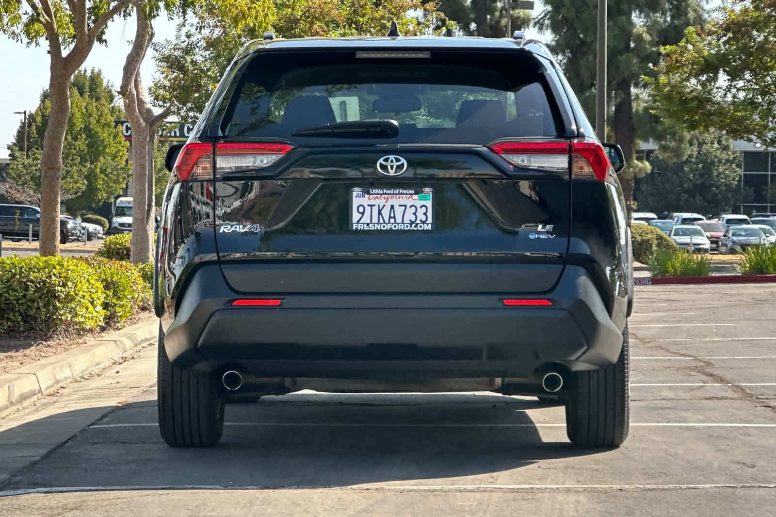 Used 2025 Toyota RAV4 LE AWD/4WD image 8