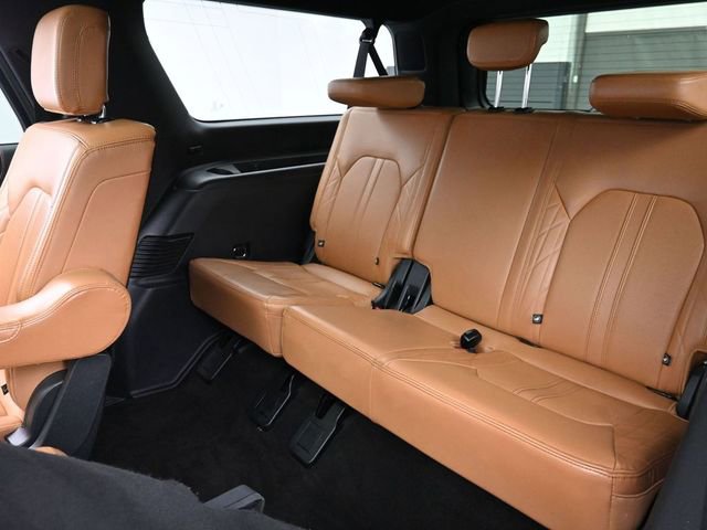 Certified 2023 Ford Expedition Max Platinum image 27