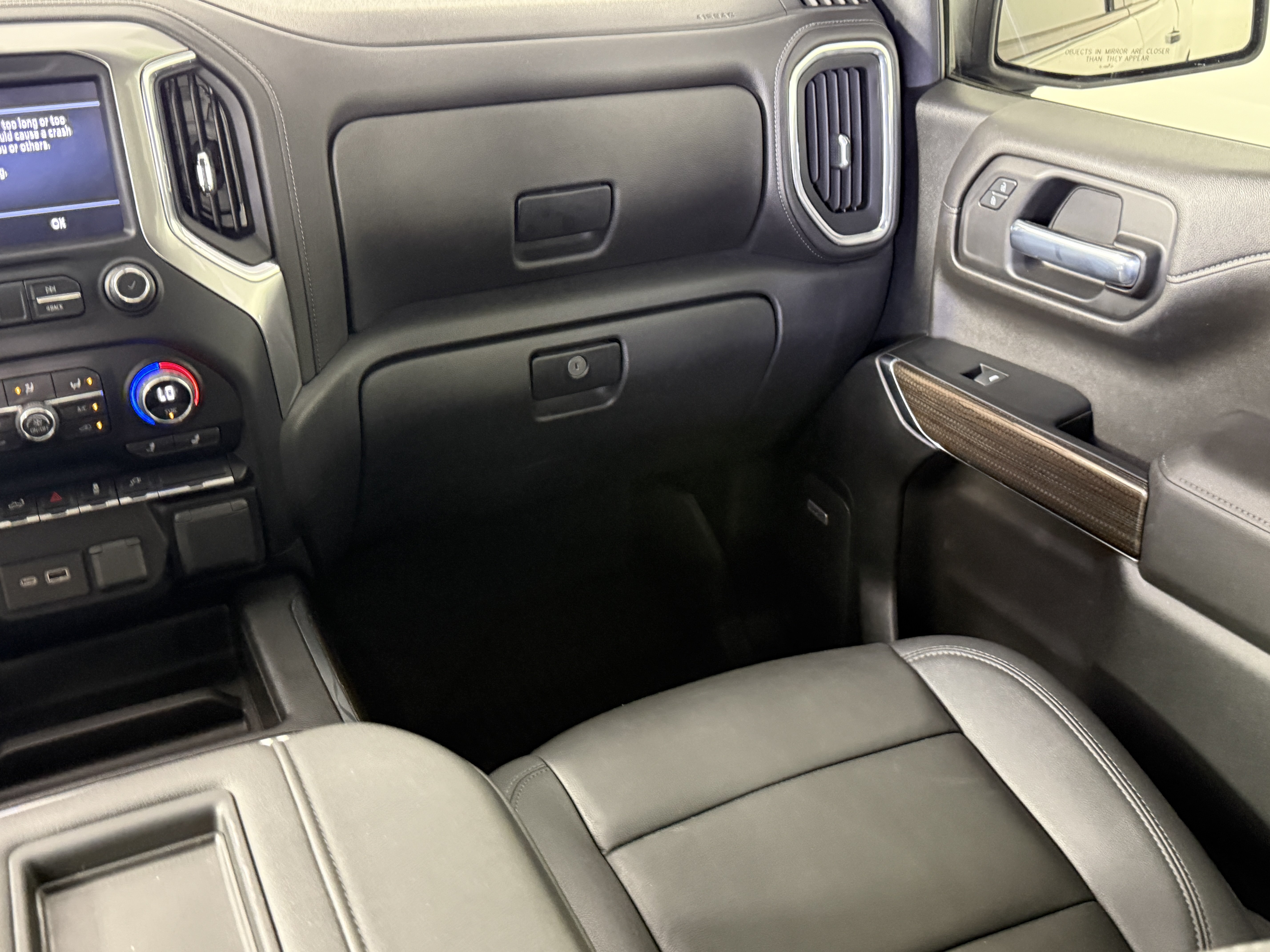 Used 2022 Chevrolet Silverado 1500 LT Trail Boss w/ Convenience Package II AWD/4WD image 14