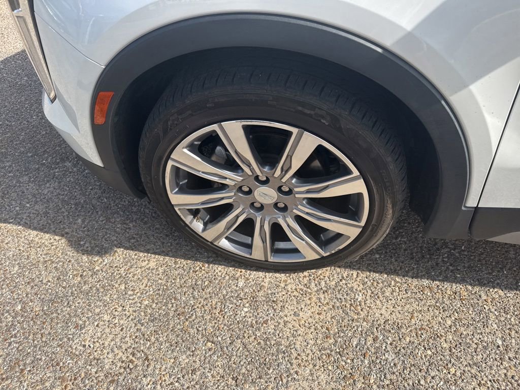 Used 2019 Cadillac XT4 Premium Luxury w/ Driver Assist Package FWD image 24