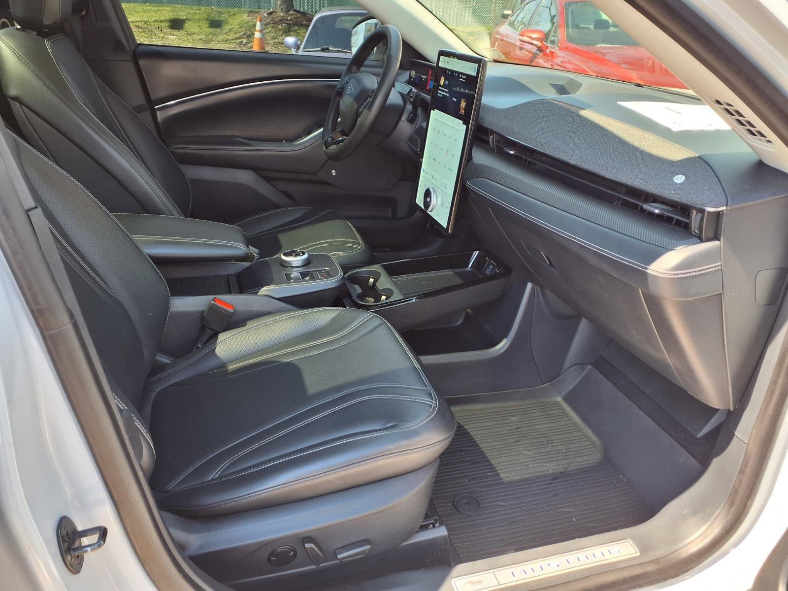 Certified 2021 Ford Mustang Mach-E Premium AWD/4WD image 11