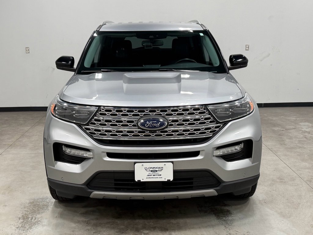 Certified 2024 Ford Explorer Limited image 3