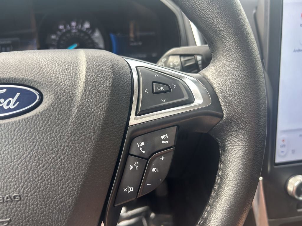 Certified 2024 Ford Edge Titanium AWD/4WD image 31