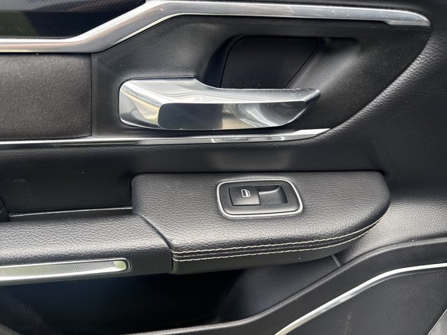 Used 2021 RAM 1500 Laramie AWD/4WD image 18