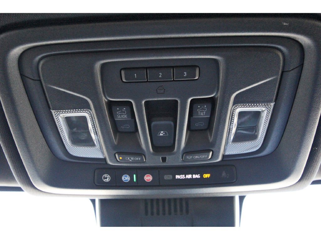 Used 2024 Chevrolet Silverado 3500 High Country w/ High Country Premium Package AWD/4WD image 25