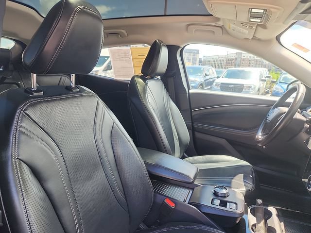Certified 2023 Ford Mustang Mach-E Premium AWD/4WD image 31