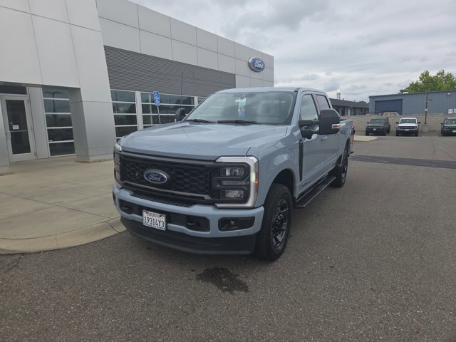 Certified 2024 Ford F250 Lariat w/ Lariat Ultimate Package AWD/4WD image 1