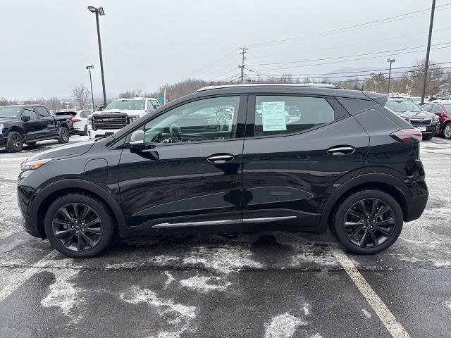 Used 2022 Chevrolet Bolt EUV Premier w/ Launch Edition image 2