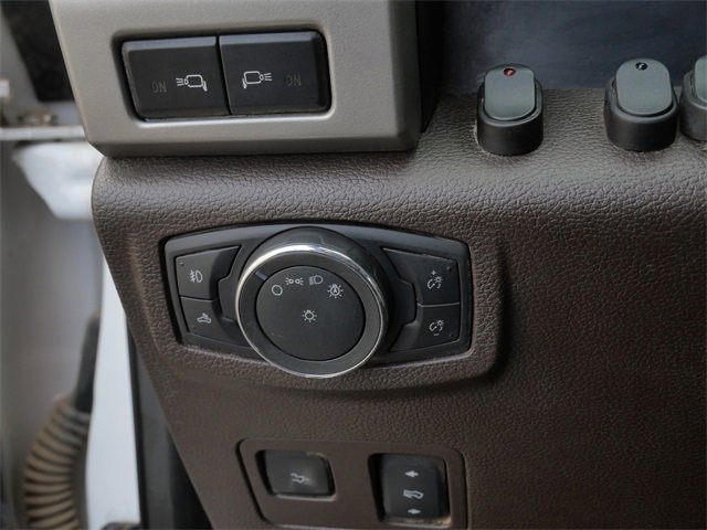 Certified 2017 Ford F350 King Ranch image 28