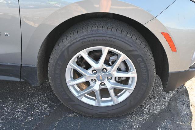Used 2023 Chevrolet Equinox LT w/ Driver Convenience Package AWD/4WD image 17