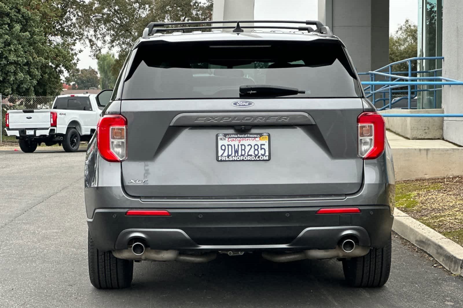 Certified 2022 Ford Explorer XLT w/ Equipment Group 202A image 4