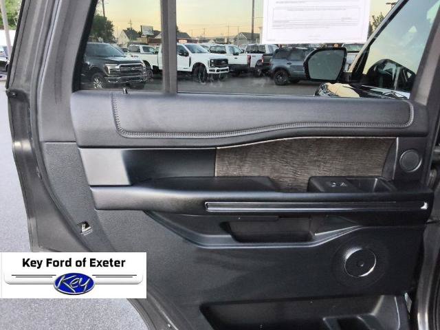 Certified 2019 Ford Expedition Limited w/ Special Edition Package AWD/4WD image 20