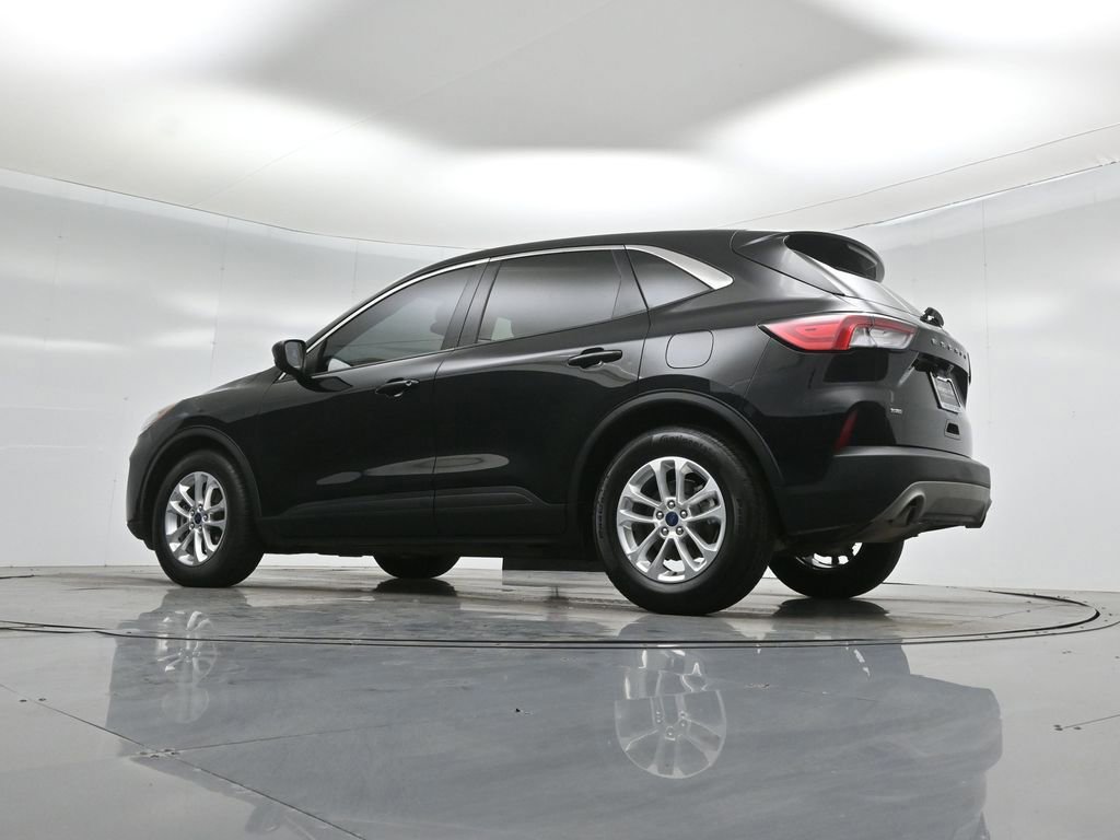 Certified 2022 Ford Escape SE image 20