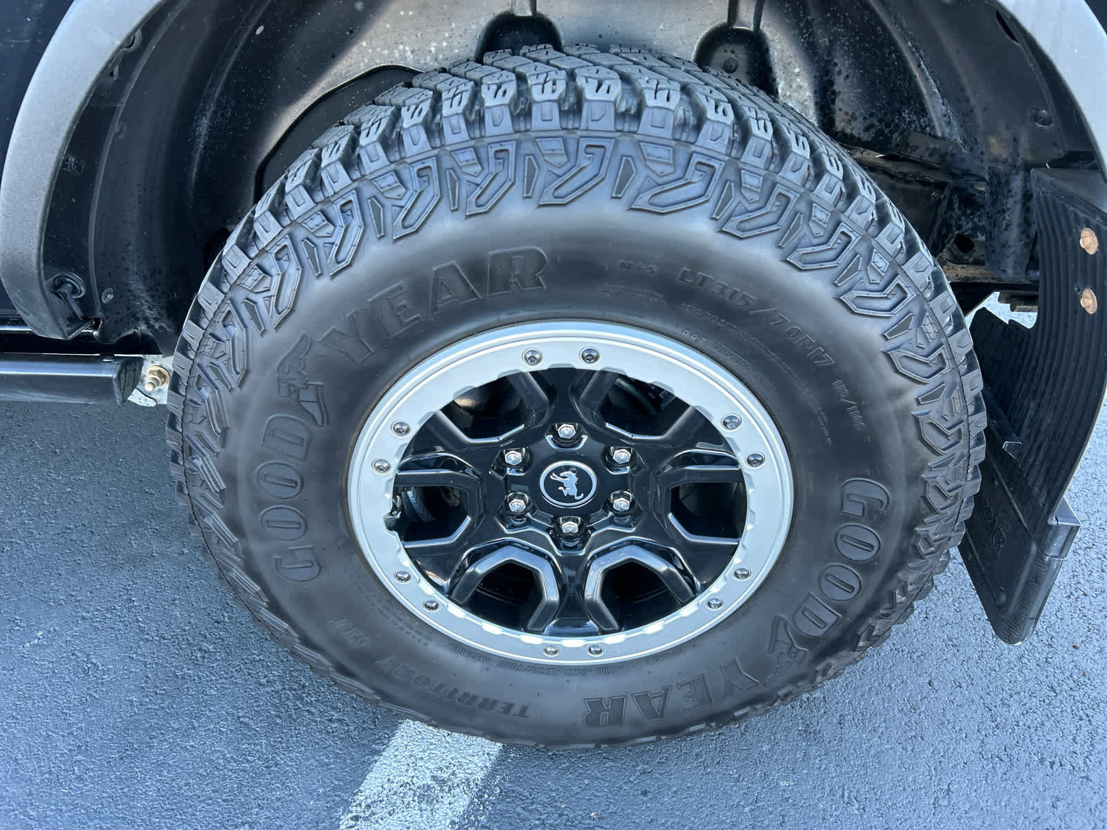 Certified 2022 Ford Bronco Badlands w/ Sasquatch Package image 12