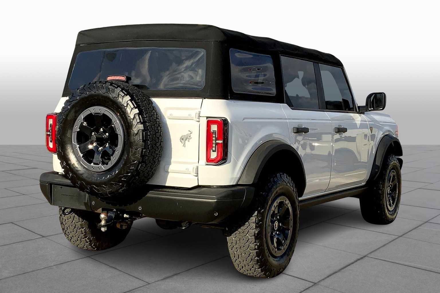 Certified 2022 Ford Bronco Badlands image 3