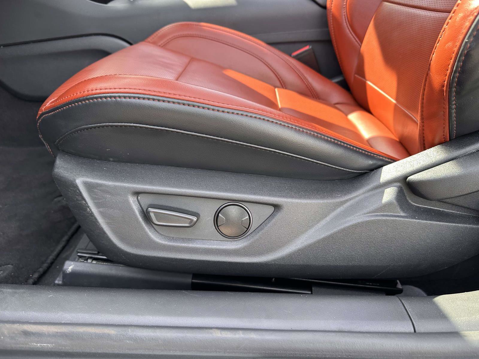 Certified 2025 Ford Mustang Premium image 11