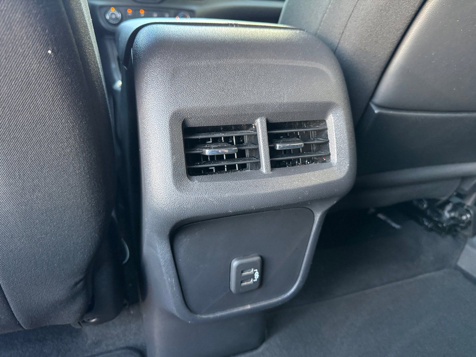 Used 2020 GMC Terrain SLE image 18