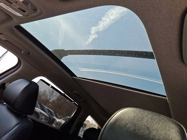 Used 2020 Hyundai Santa Fe SEL w/ Convenience + Premium Package AWD/4WD image 21