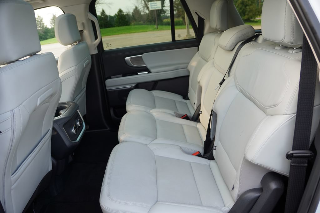 Certified 2025 Ford Expedition Max Platinum AWD/4WD image 18