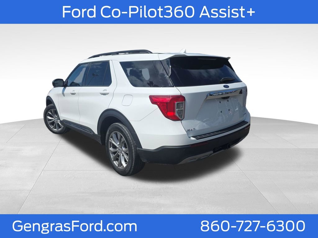Certified 2022 Ford Explorer XLT w/ Equipment Group 202A image 5