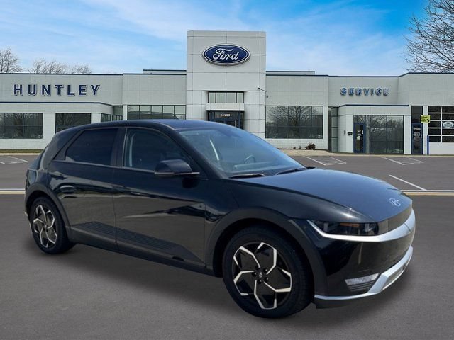 Used 2024 Hyundai Ioniq 5 SEL AWD/4WD image 3