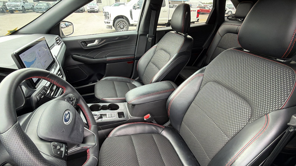 Certified 2024 Ford Escape ST-Line Elite AWD/4WD image 21