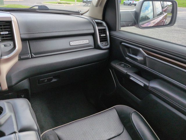 Used 2022 RAM 1500 Laramie AWD/4WD image 16