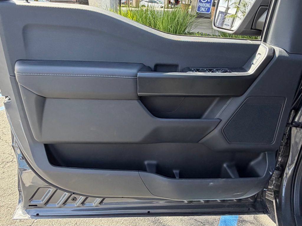 Certified 2025 Ford F150 Lariat AWD/4WD image 16