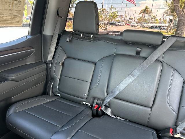 Used 2024 GMC Sierra 1500 SLT AWD/4WD image 12