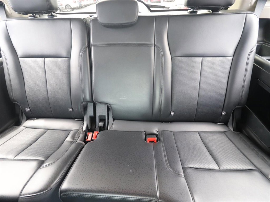 Certified 2024 Ford Expedition XLT image 15