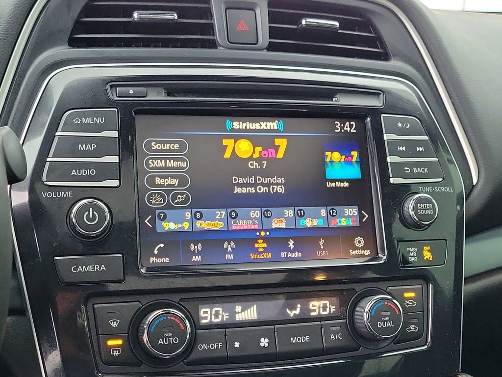 Used 2022 Nissan Maxima SR w/ Sport Mat Group image 27