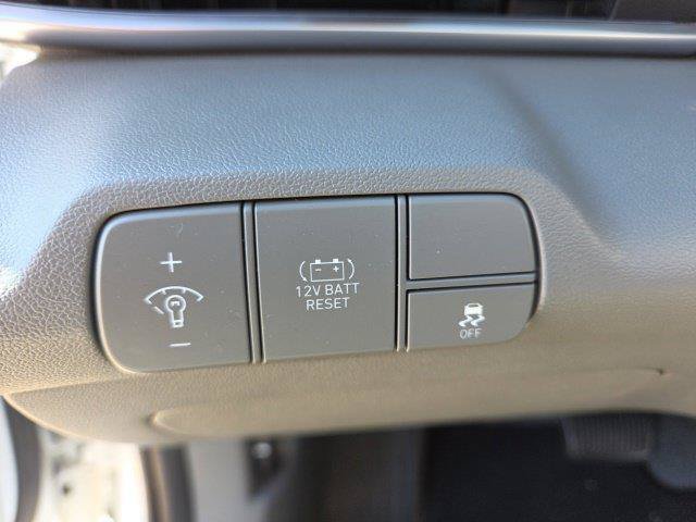 Used 2024 Hyundai Elantra Blue FWD image 34