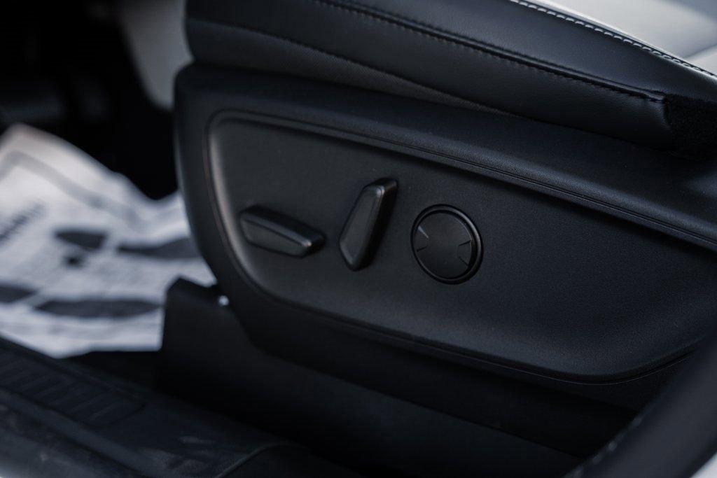 Certified 2024 Ford Escape SE image 13