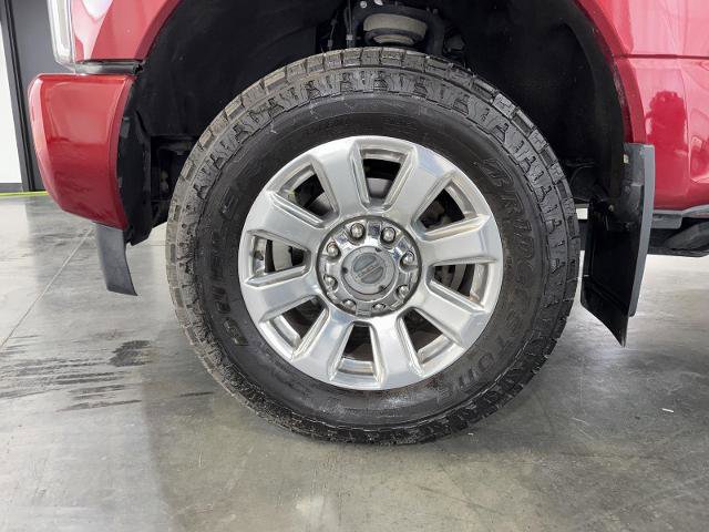 Certified 2017 Ford F350 Platinum w/ Platinum Ultimate Package AWD/4WD image 10