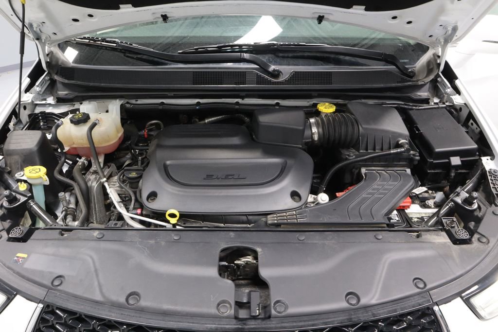 Used 2022 Chrysler Pacifica Touring-L FWD image 13
