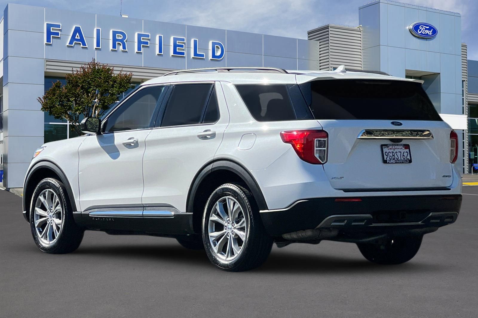 Certified 2023 Ford Explorer XLT w/ Equipment Group 202A image 11