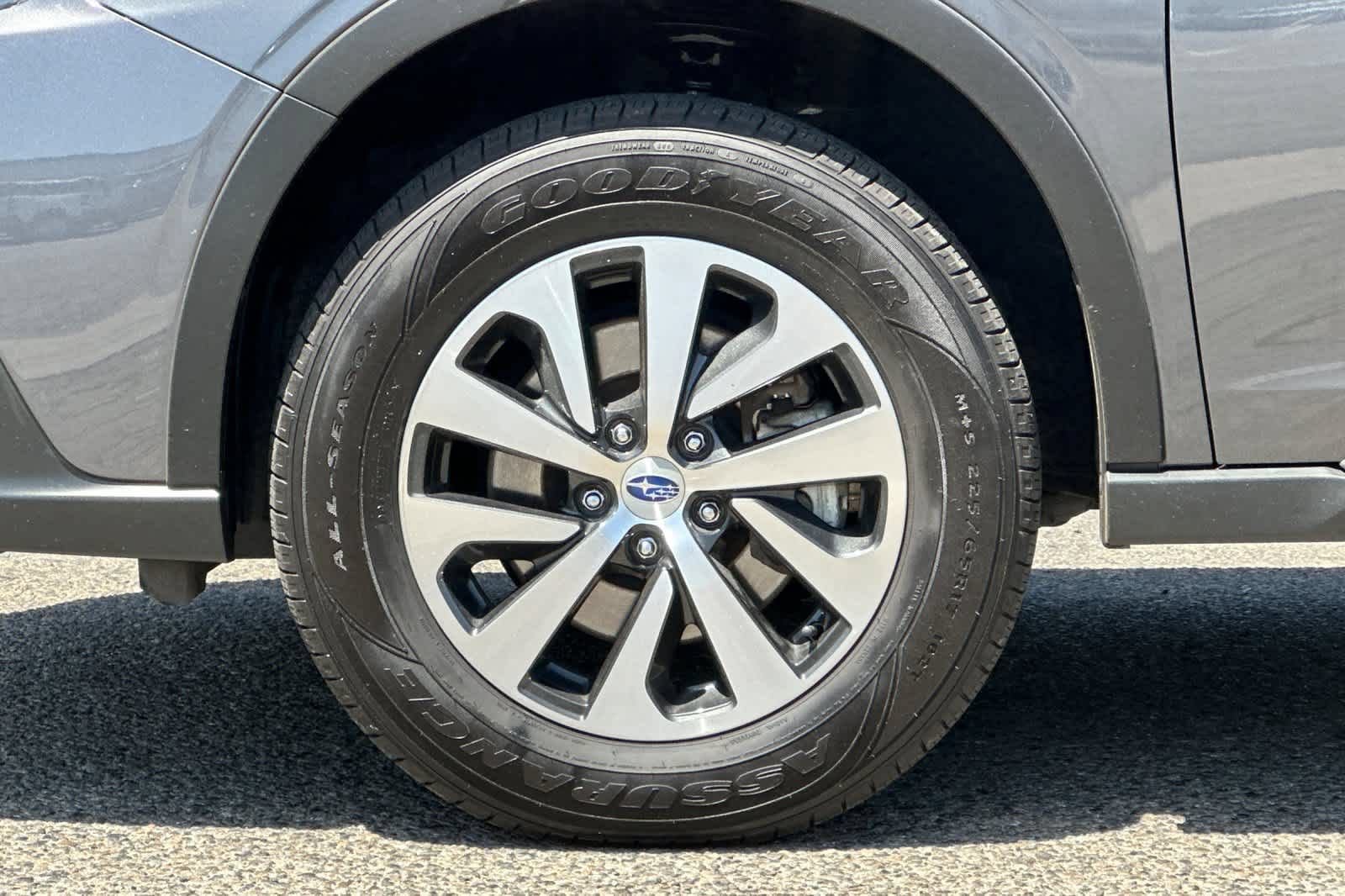 Used 2022 Subaru Outback Premium AWD/4WD image 26