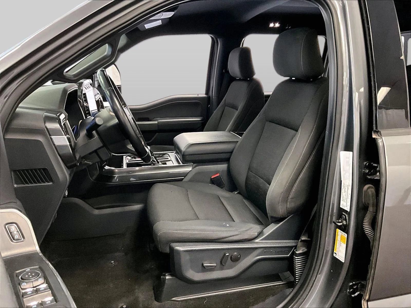 Certified 2022 Ford F150 XLT w/ Equipment Group 302A High image 24