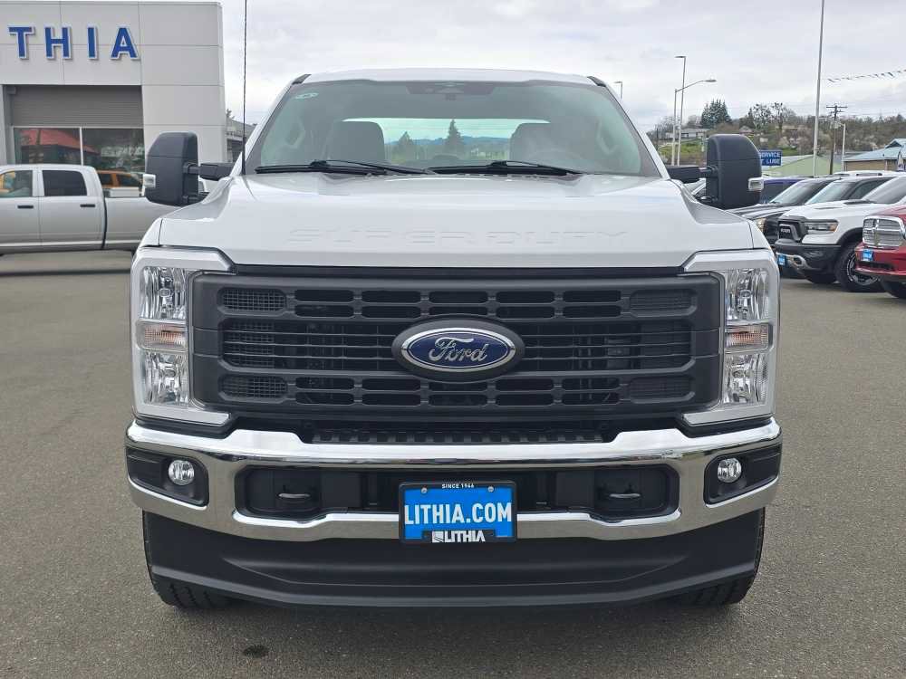 Certified 2023 Ford F250 XL w/ Snow Plow/Camper Package image 8