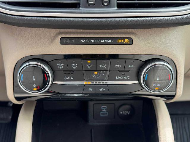 Certified 2022 Ford Escape SE AWD/4WD image 17