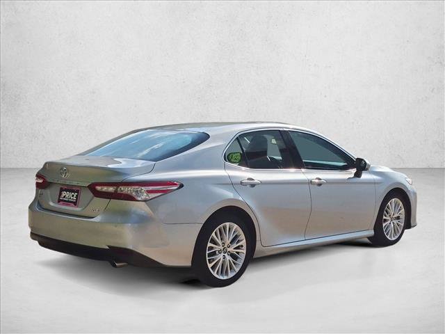 Used 2018 Toyota Camry XLE FWD image 5