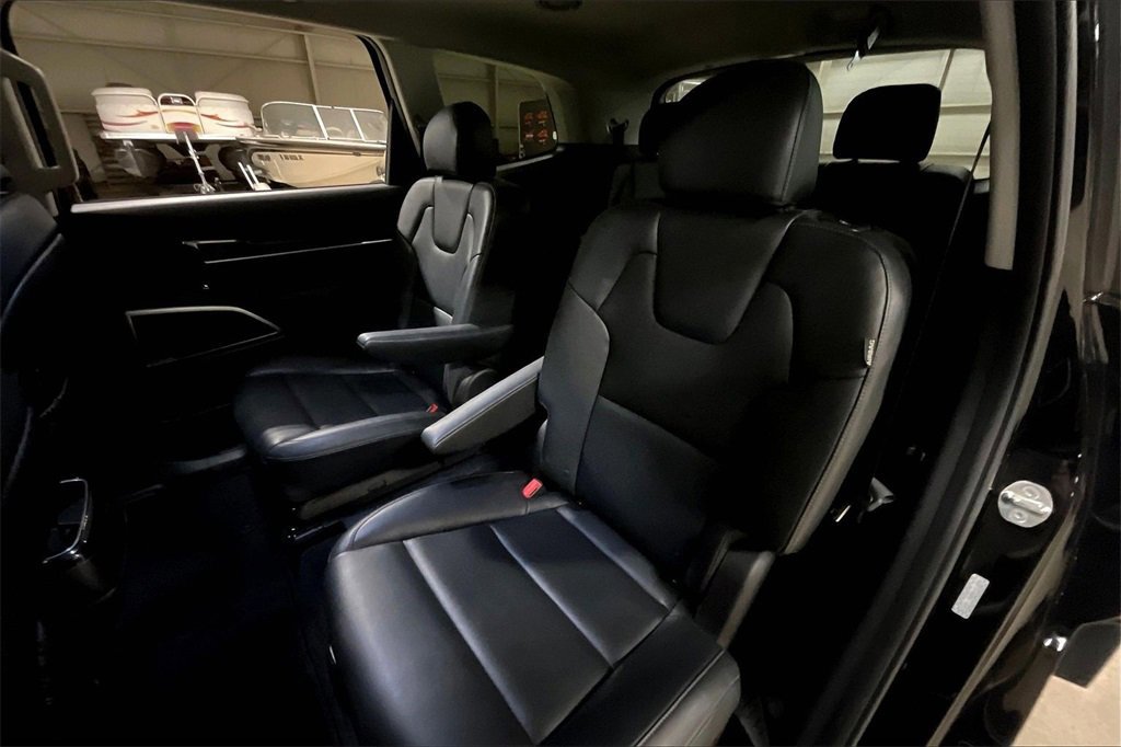 Used 2025 Kia Telluride S image 25
