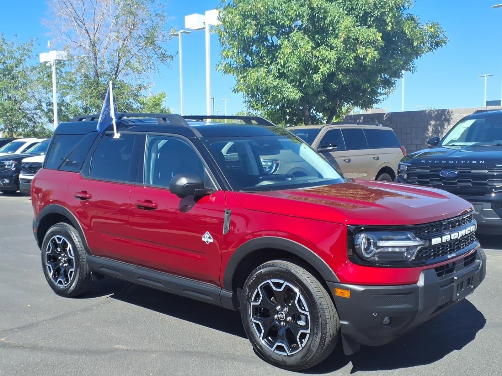Certified 2025 Ford Bronco Sport Outer Banks w/ Outer Banks Tech Package+ AWD/4WD image 1