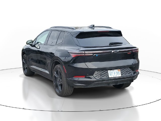 Used 2024 Chevrolet Equinox EV RS FWD image 4