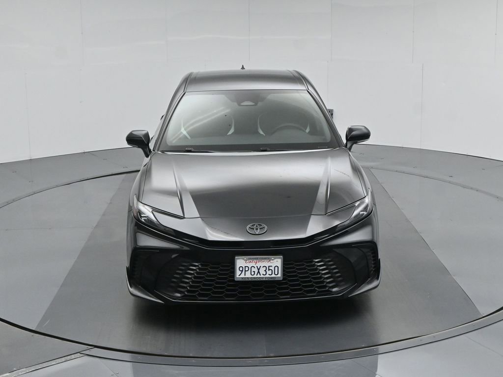 Used 2025 Toyota Camry SE w/ Convenience Package FWD image 39