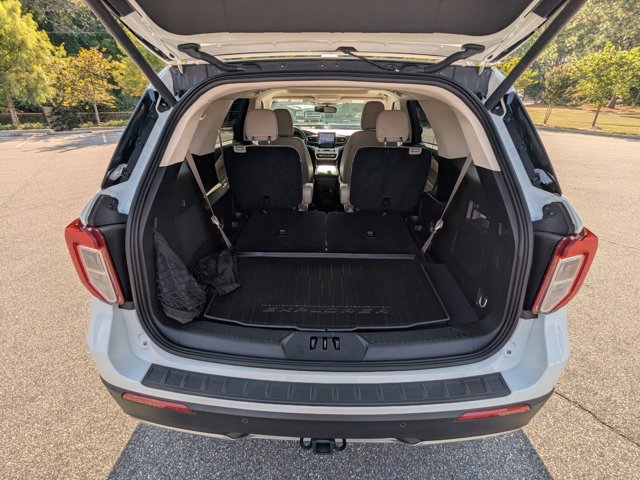 Certified 2023 Ford Explorer XLT w/ Equipment Group 202A image 35