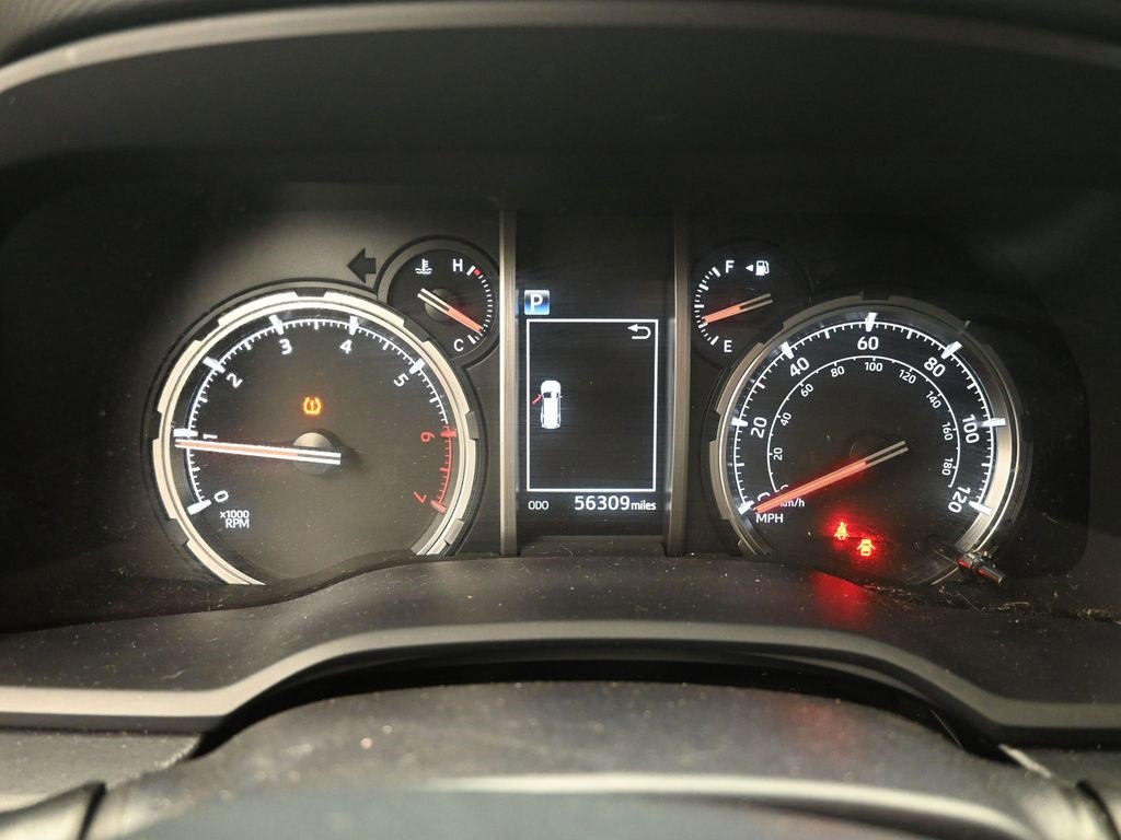 Used 2022 Toyota 4Runner TRD Off-Road image 3